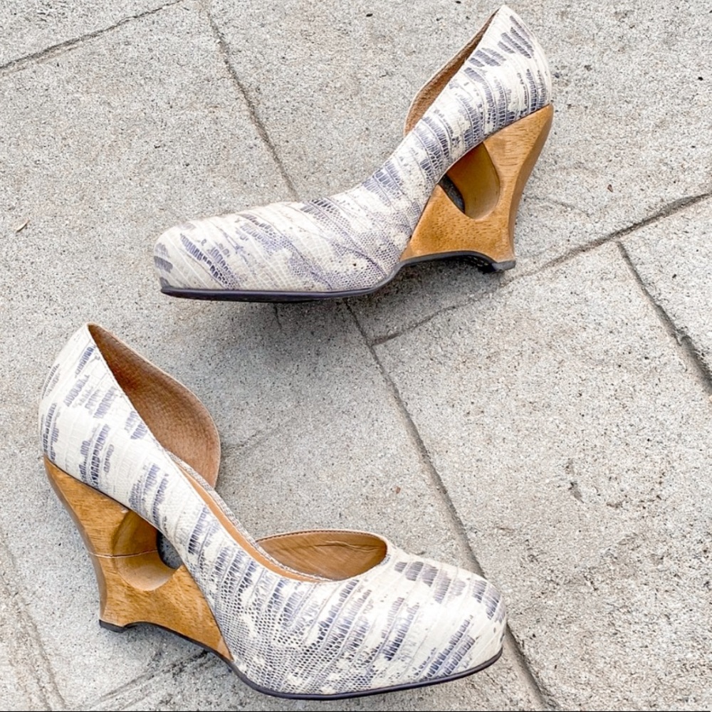 Anthropologie wooden heel shoes size 8